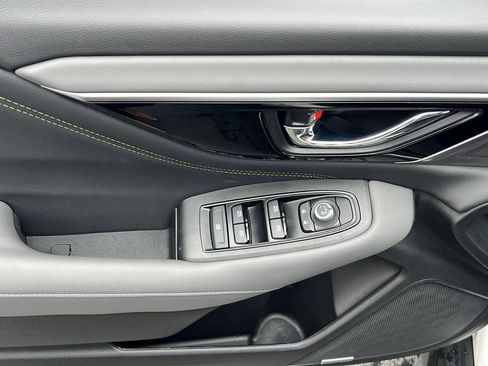 Used 2025 Subaru Outback Onyx Edition image 14