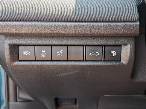 Used 2025 Toyota Camry LE FWD image 26