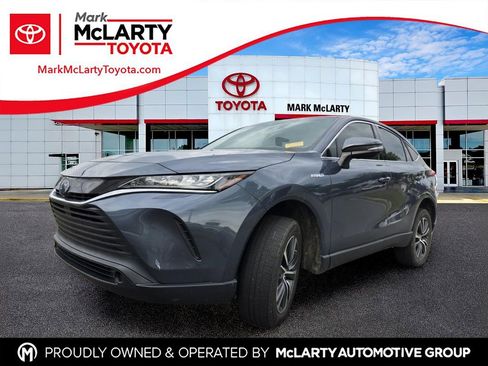Used 2021 Toyota Venza LE AWD/4WD image 1