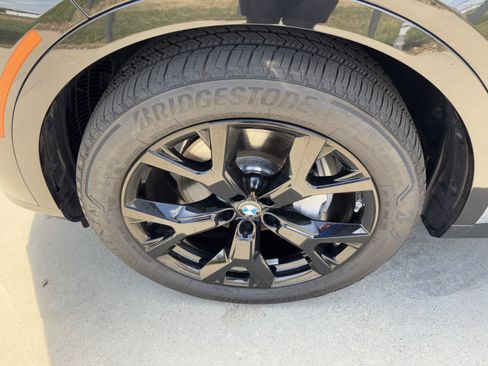 Certified 2026 BMW X7 xDrive40i w/ Executive Package AWD/4WD image 13
