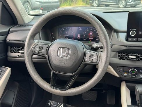 Used 2024 Honda Accord EX image 15