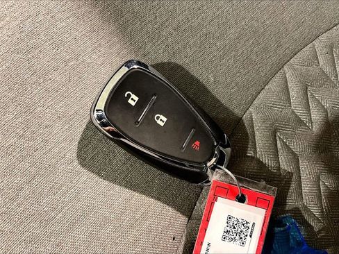 Used 2023 Chevrolet Equinox LS image 11