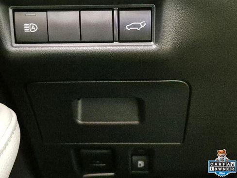 Certified 2024 Toyota Grand Highlander AWD Hybrid image 18