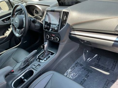 Used 2022 Subaru Crosstrek 2.5i Limited w/ Moonroof Package 2 AWD/4WD image 19
