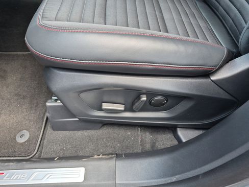 New 2026 Ford Explorer ST-Line image 12