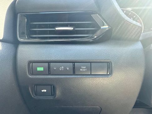 Used 2024 Nissan Sentra SV w/ All-Weather Package FWD image 14
