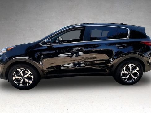 Certified 2022 Kia Sportage LX FWD image 3