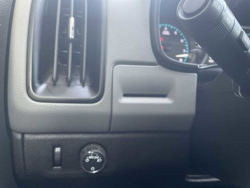 Used 2020 Chevrolet Colorado W/T w/ WT Convenience Package image 16