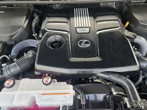 Used 2025 Lexus LX 600 F Sport w/ Accessory Package (2T) AWD/4WD image 9