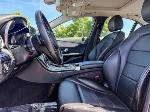 Used 2018 Mercedes-Benz C 300 Sedan image 19