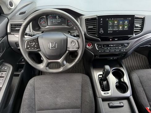 Used 2020 Honda Pilot EX image 11