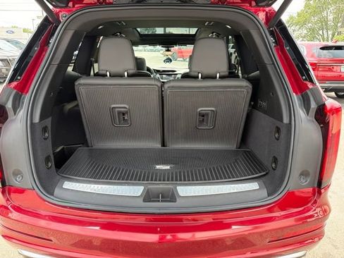 Used 2020 Cadillac XT6 Premium Luxury AWD/4WD image 28
