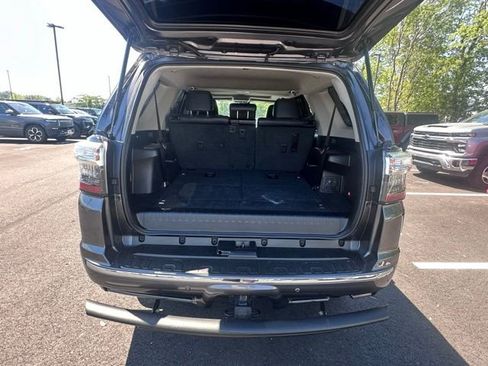 Used 2022 Toyota 4Runner Limited AWD/4WD image 16