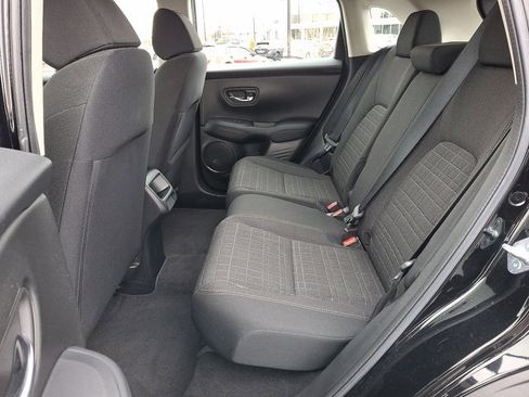 Used 2023 Honda HR-V LX image 11