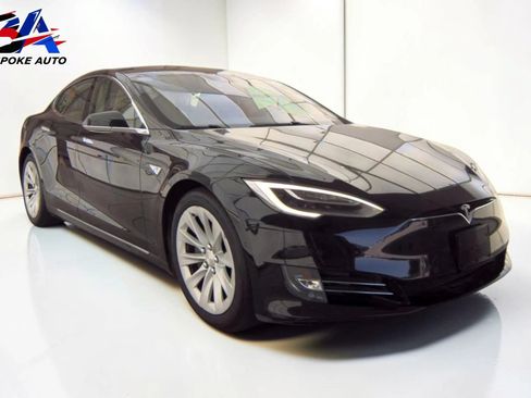 Used 2016 Tesla Model S 90D AWD/4WD image 2