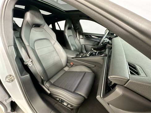 Certified 2025 Porsche Panamera image 27