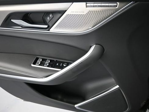 Used 2026 Jaguar F-PACE R-Dynamic S image 36