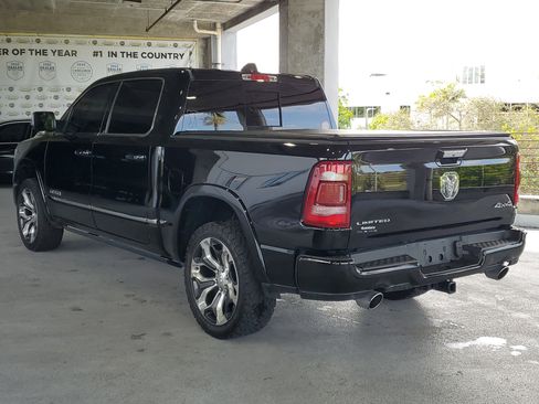Used 2021 RAM 1500 Limited w/ Body Color Bumper Group AWD/4WD image 3