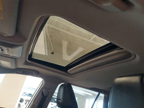 Used 2021 Toyota RAV4 XLE Premium w/ Carpet Mat Package (TMS) image 19