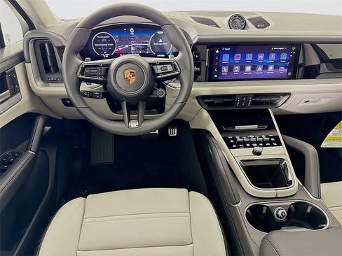 New 2026 Porsche Cayenne S image 26