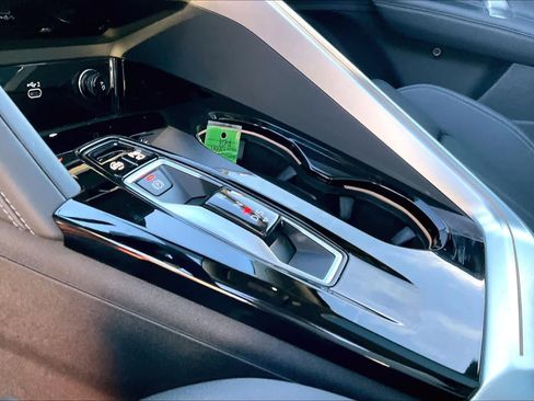 Certified 2025 Audi Q5 Prestige image 15