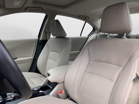 Used 2015 Honda Accord EX-L image 32