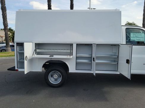 New 2026 Chevrolet Express 3500 w/ Power Convenience Package RWD image 14