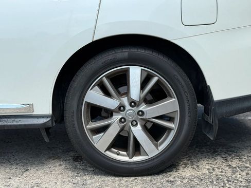 Used 2015 Nissan Pathfinder Platinum FWD image 8