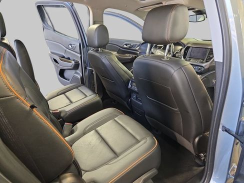 Used 2023 GMC Acadia AT4 w/ GMC Pro Grade Package AWD/4WD image 12