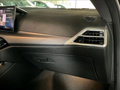 Certified 2025 BMW 230i Coupe image 18