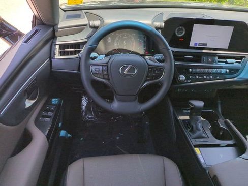 Used 2025 Lexus ES 350 w/ Premium Package FWD image 14