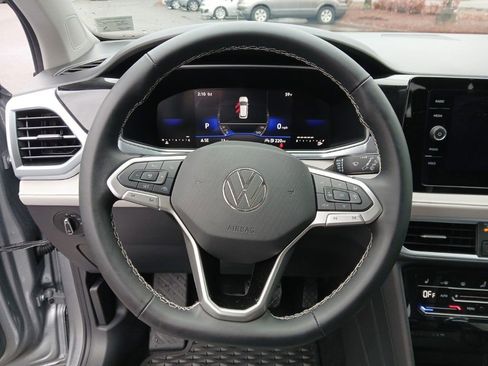 New 2025 Volkswagen Taos SE image 14
