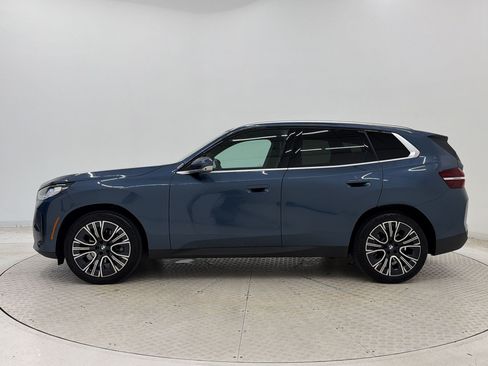 Certified 2025 BMW X3 xDrive30i w/ Premium Package AWD/4WD image 2