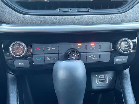 Used 2025 Jeep Compass Latitude image 16