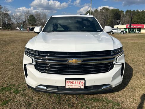 Used 2023 Chevrolet Tahoe LT w/ Luxury Package image 3