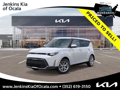 New 2025 Kia Soul LX