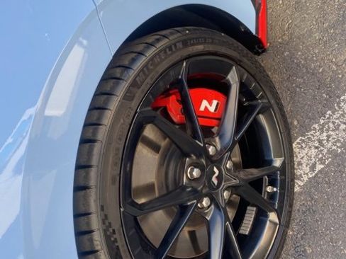 Used 2025 Hyundai Elantra N image 21