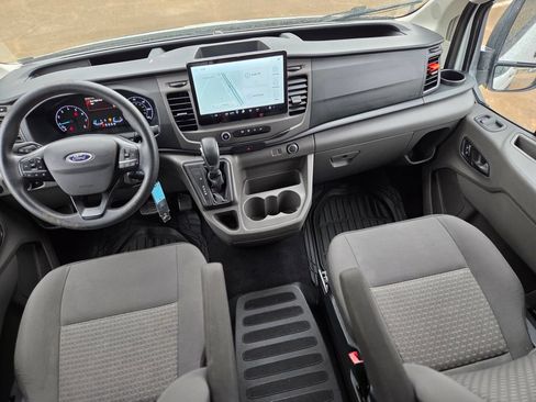 Used 2022 Ford Transit 350 XLT RWD image 9