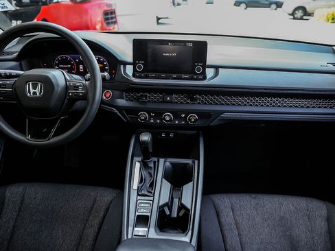 Used 2025 Honda Accord LX image 16