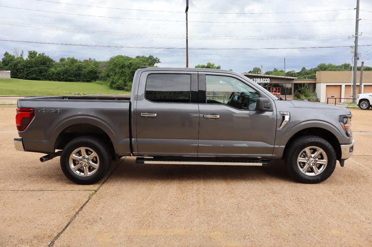 Used 2025 Ford F150 XLT w/ Equipment Group 301A Standard AWD/4WD image 7