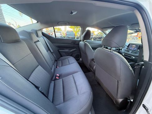 Used 2025 Nissan Altima 2.5 S FWD image 37