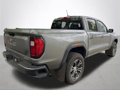 Used 2024 GMC Canyon AT4 w/ Technology Package AWD/4WD image 4