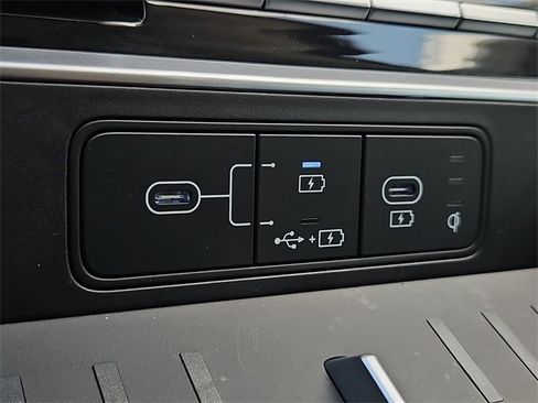 Used 2024 Hyundai Santa Fe XRT image 25