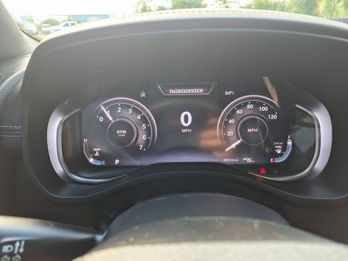 Used 2023 RAM 1500 Laramie AWD/4WD image 11