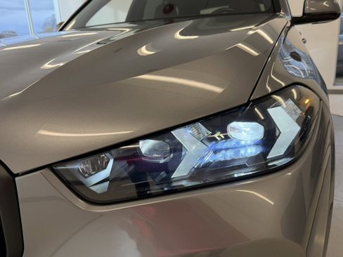 Used 2024 BMW X5 xDrive40i w/ M Sport Package image 60