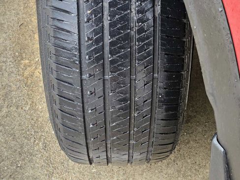 Used 2023 Honda CR-V EX-L image 10