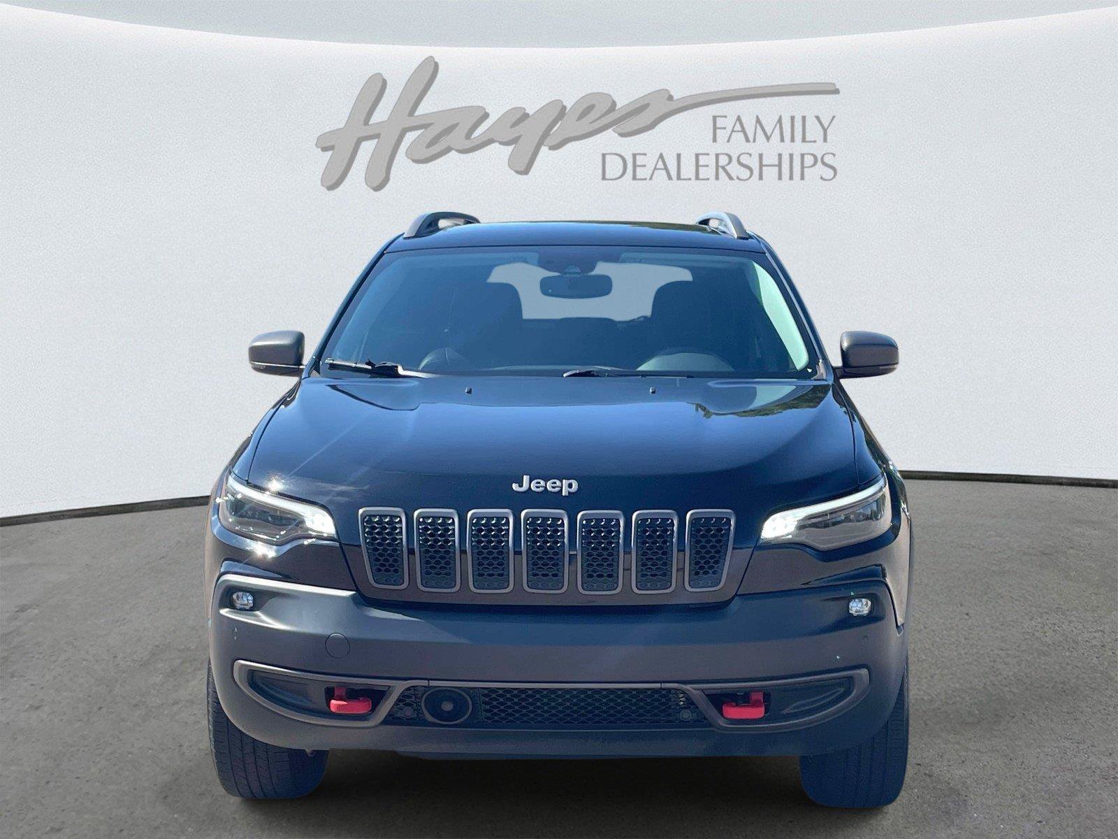 Used 2019 Jeep Cherokee Trailhawk AWD/4WD image 8