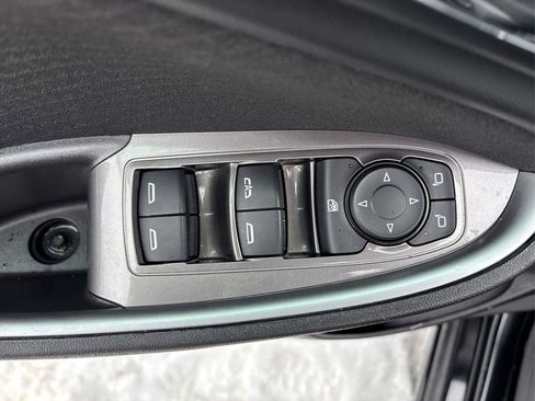 Used 2025 Chevrolet Malibu LT FWD image 34