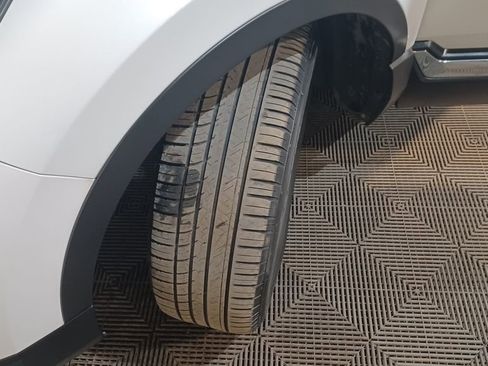 Used 2022 Honda CR-V Touring image 9