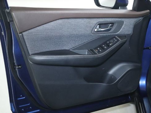 Certified 2023 Nissan Rogue SV AWD/4WD image 15